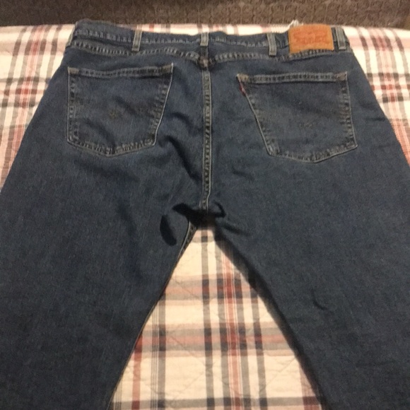 Excellent condition pair of Levi’s 505 40x32 jeans. - Picture 3 of 5